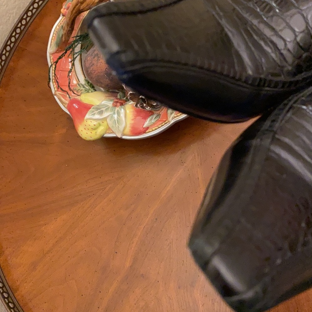 Bruno Magli black leather Authentic vintage heels 39M - Picture 14 of 14